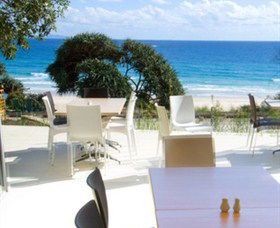 Stradbroke Island Beach Hotel Spa Resort - Accommodation Mooloolaba 2