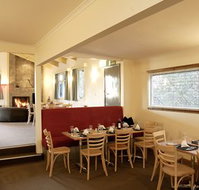 Cooroona Lodge - Accommodation Mooloolaba