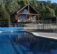Karoonda Olive Grove Retreat at Mt Buffalo Olives - Accommodation Mooloolaba