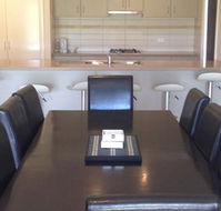Anchorage by the Lake - Accommodation Mooloolaba