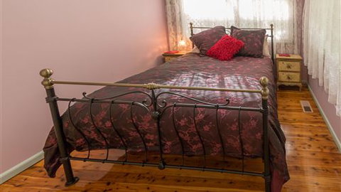 Muscat House - Accommodation Mooloolaba 0