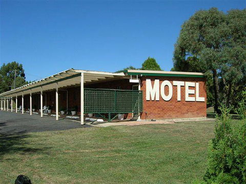 Armidale Rose Villa Motel - Accommodation Mooloolaba 0