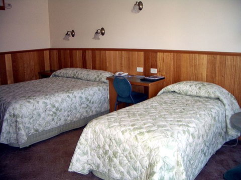 Sundowner Westlander Motor Inn - Accommodation Mooloolaba 2