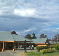 Bishop's Lodge Motor Inn - Accommodation Mooloolaba