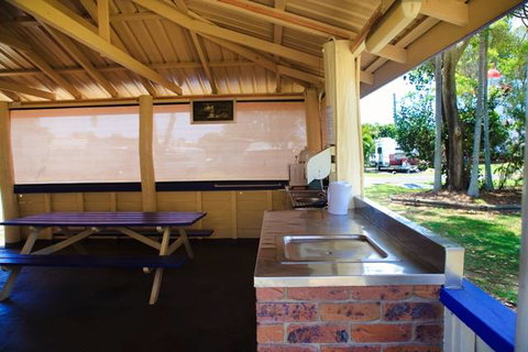 Burnett Heads Holiday Park - Accommodation Mooloolaba 0