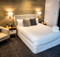 Crown Hotel - Accommodation Mooloolaba