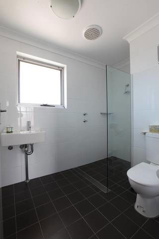 Forrest Hotel & Apartments - Accommodation Mooloolaba 11