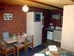 Foundry Palms Motel - Accommodation Mooloolaba 3