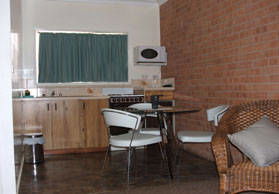 Gilgandra Lodge Motel - Accommodation Mooloolaba 2