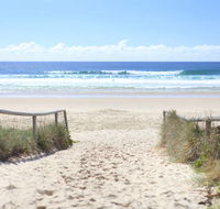 Golden Riviera Beach Resort - Accommodation Mooloolaba