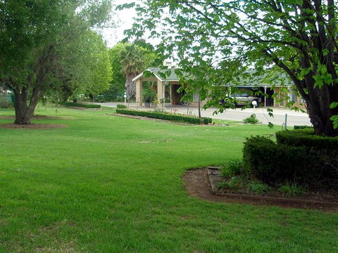Golfview Motor Inn - Accommodation Mooloolaba 0