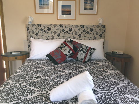 Hawks Nest Motel - Accommodation Mooloolaba 4