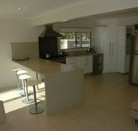 Joylaine Beach House - Accommodation Mooloolaba