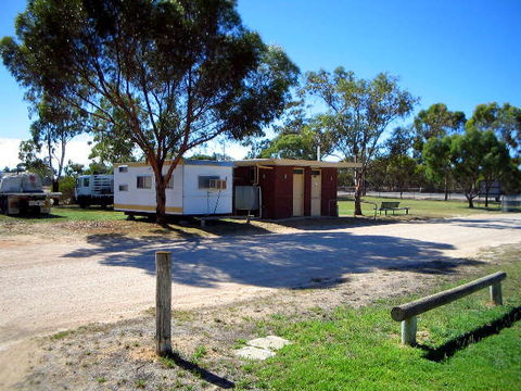 Karoonda Cabin & Caravan Park - Accommodation Mooloolaba 0