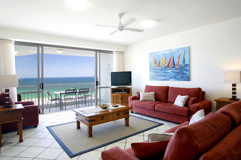La Mer Sunshine Beachfront Apartments - Accommodation Mooloolaba 2