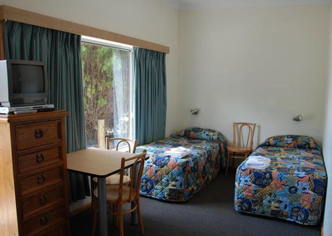 Mountain View Motel - Accommodation Mooloolaba 0