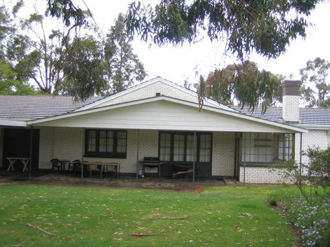 Pinkerton Hill (Naracoorte Cottages) - Accommodation Mooloolaba 1