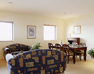 Quality Suites Boulevard on Beaumont Hotel - Accommodation Mooloolaba