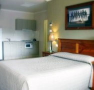 Saltbush Motor Inn - Accommodation Mooloolaba