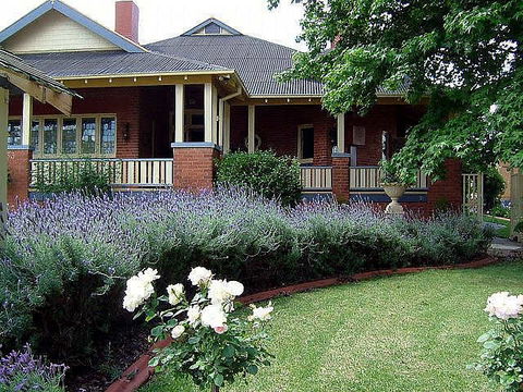 The Doulton Luxury B&B - Accommodation Mooloolaba 0