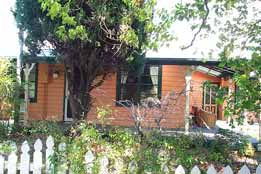 Times Past Bed & Breakfast - Accommodation Mooloolaba 0