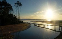 Spot X Surf - Accommodation Mooloolaba 0