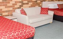 Highway Inn Motel - Hay - Accommodation Mooloolaba 2