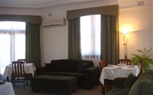 New Criterion - Narrandera - Accommodation Mooloolaba 4