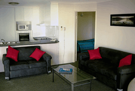 Rainbow Bay Resort - Accommodation Mooloolaba 2