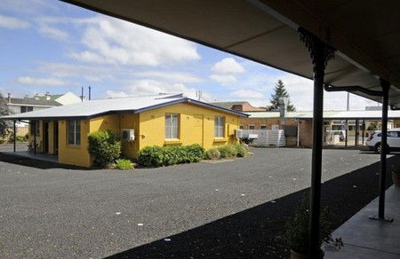 Amber Motel - Accommodation Mooloolaba 1