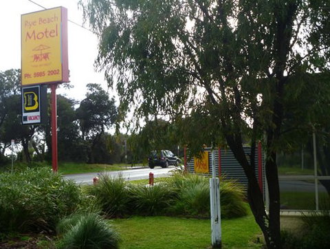 Rye Beach Motel & Apartments - Accommodation Mooloolaba 2