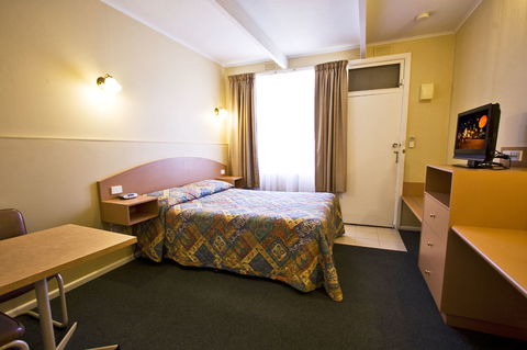 Parkville Motel - Accommodation Mooloolaba 4