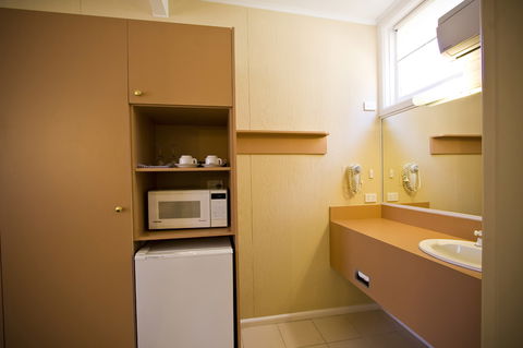 Parkville Motel - Accommodation Mooloolaba 5