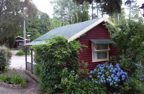 Cedar Lodge Cabins - Accommodation Mooloolaba 0