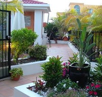 Shaz Maisons Beachside Holiday Apartments - Accommodation Mooloolaba