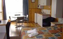 Alfie's - Accommodation Mooloolaba 1