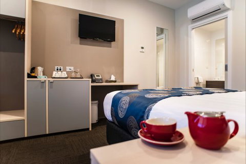Leumeah Lodge - Accommodation Mooloolaba 2