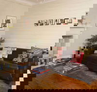 The Cedars - Accommodation Mooloolaba