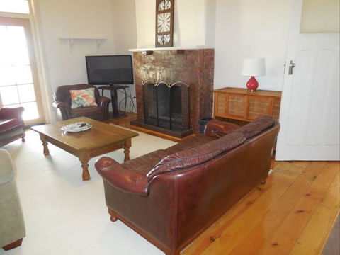 Book Keepers Cottage Waikerie - Accommodation Mooloolaba 5