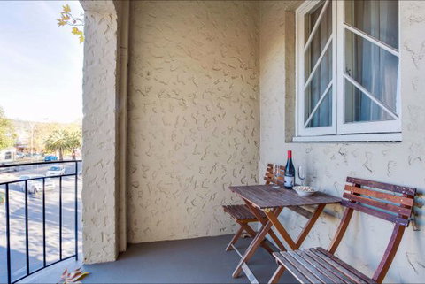 Globe Apartments - Accommodation Mooloolaba 8