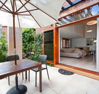 The Circle Retreat Studio - Accommodation Mooloolaba