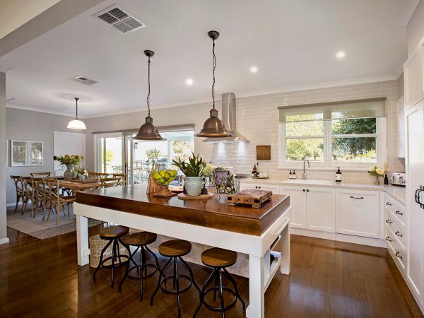 Ruffy VIC Accommodation Mooloolaba