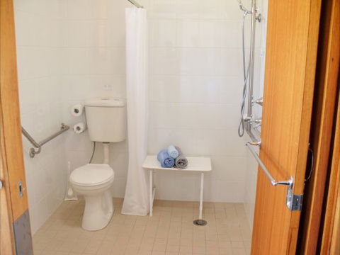 Arrowee House - Accommodation Mooloolaba 3