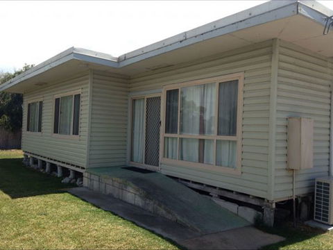 Fensom's Holiday Home - Accommodation Mooloolaba 6