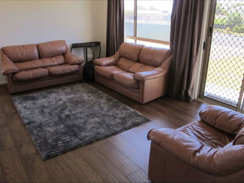 Fensom's Holiday Home - Accommodation Mooloolaba 7