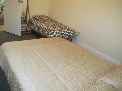 Fensom's Holiday Home - Accommodation Mooloolaba 3