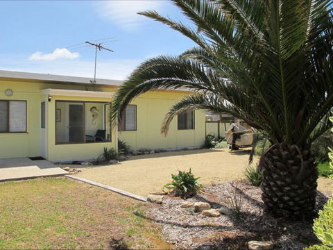 Fensom's Holiday Home - Accommodation Mooloolaba 18