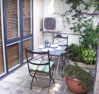 Garden Studio Unit - Accommodation Mooloolaba