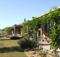 Overflow Cottages - Accommodation Mooloolaba