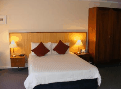 Ocean Beach Hotel - Accommodation Mooloolaba